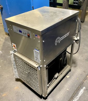 Advantage Small Chiller