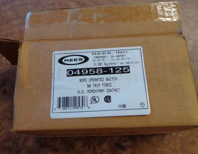 REES HEAVY DUTY ROPE OPERATED SWITCH 04958-125 NIB NOS