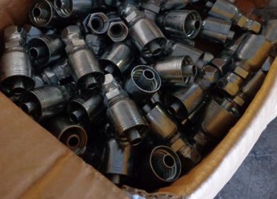 SWIVEL ADAPTER FITTINGS ** BOX OF 60 ** 2WB08-08FJX JIC-FE 1/2 x 1/2 NIB